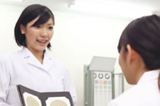 視能訓練士学科