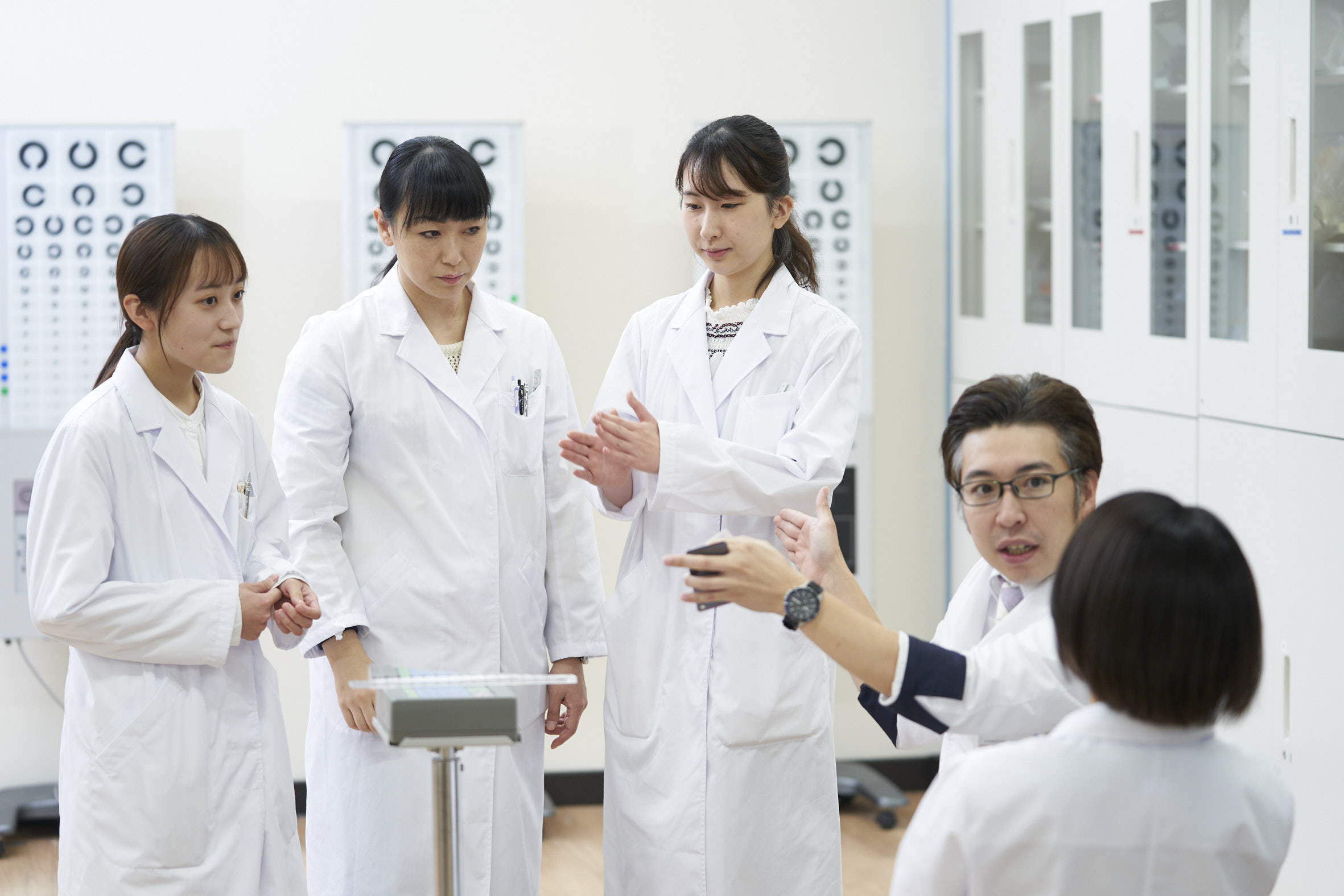 視能訓練士の実習ってつらい？実習生に聞いたリアル！乗り越えるための