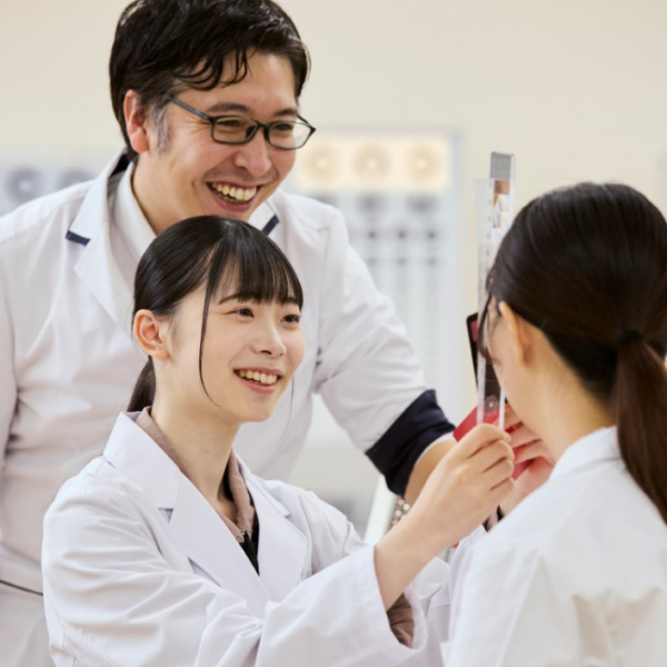 視能訓練士の仕事にやりがいを感じる？楽しいこと・大変なことを解説し