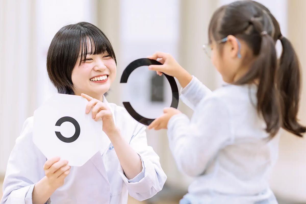 視能訓練士学科3年制 | 日本医歯薬専門学校